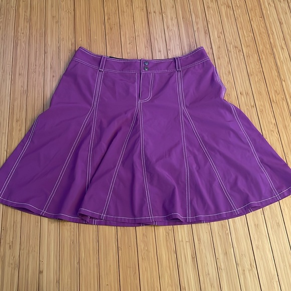 Athleta Whatever Active Stretch Flared Skort - Picture 3 of 8